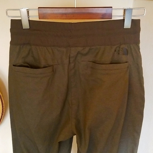 THE NORTH FACE WOMEN'S APHRODITE MOTION PANT 2.0 Taupe Green Small - Picture 6 of 9
